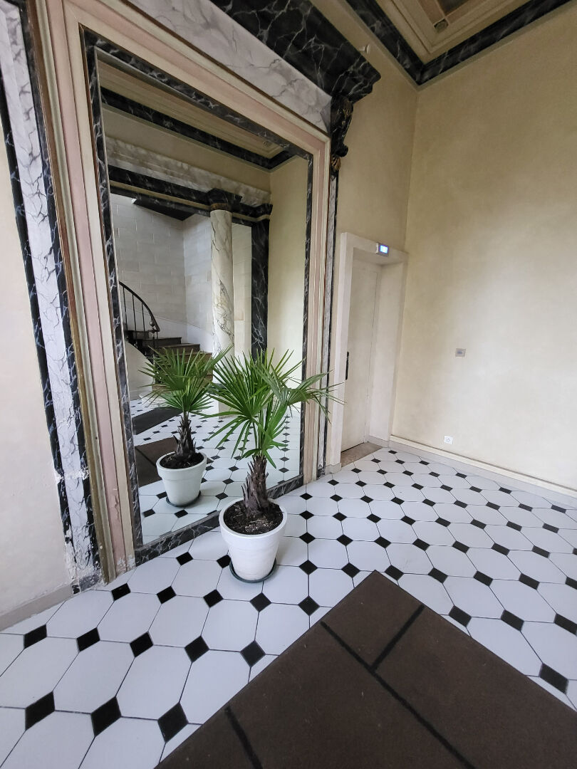 Photo Appartement de Prestige dans une Maison Bourgeoise avec Parc Privé - Gouy image 3/6