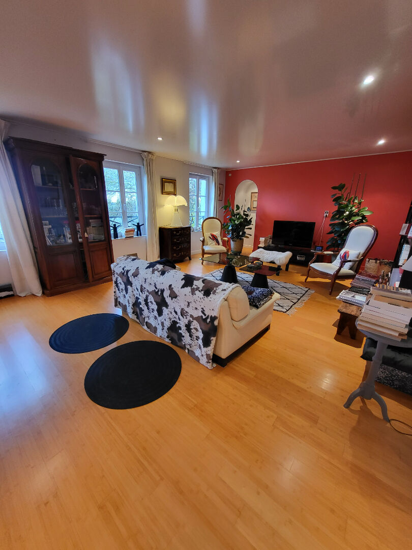 Photo Appartement de Prestige dans une Maison Bourgeoise avec Parc Privé - Gouy image 5/6