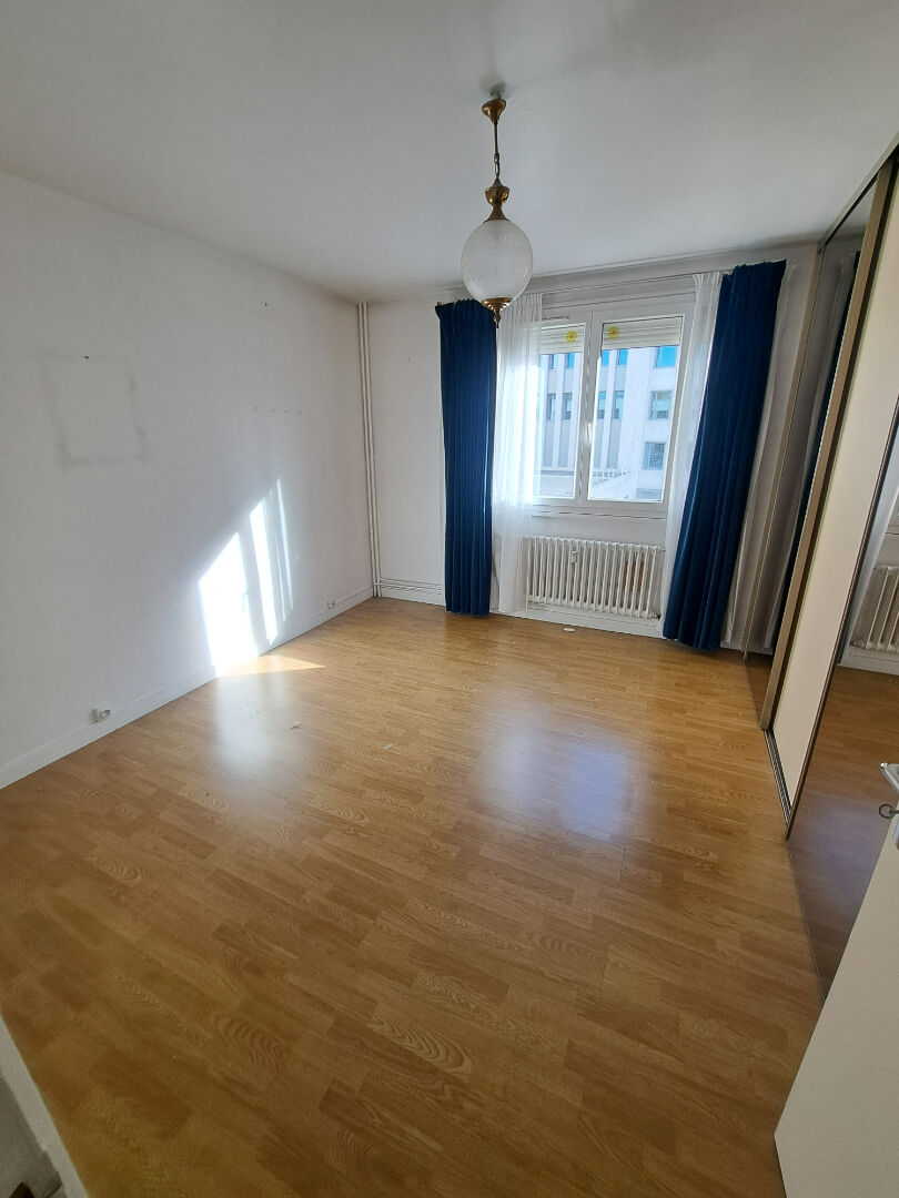 Photo Appartement Rouen 5 pièces avec balcon et garage image 4/6