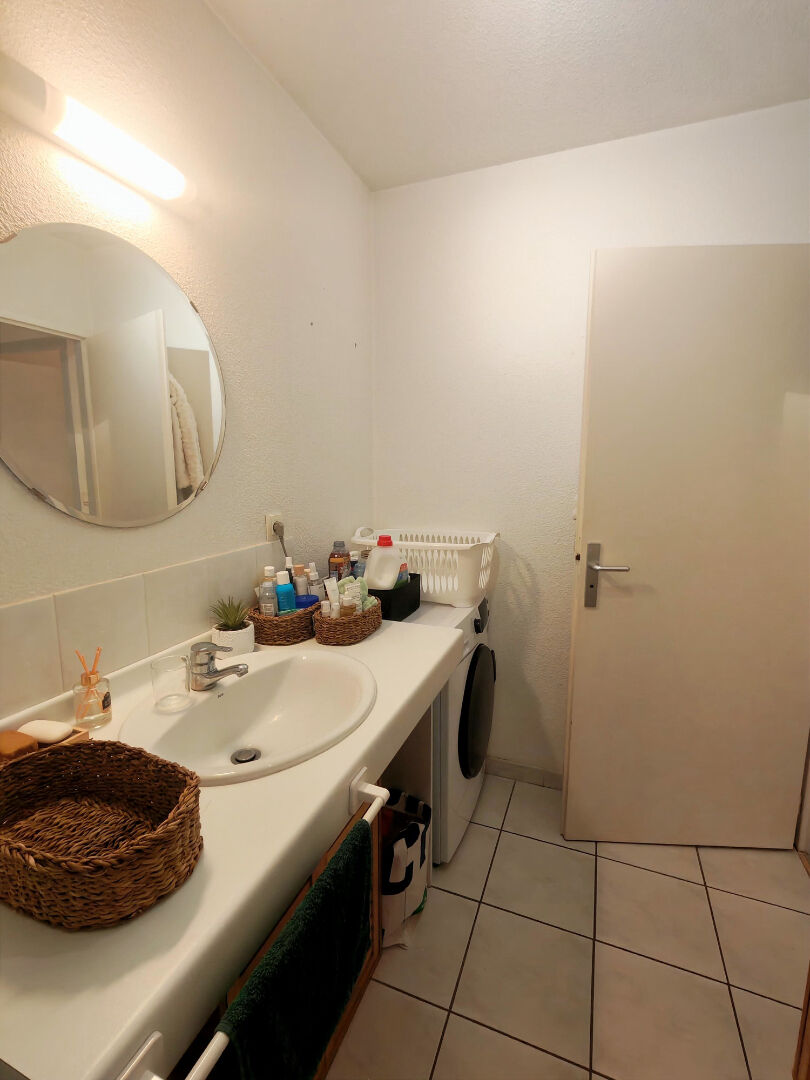 Appartement  T3 Saint Sever avec balcon et parking