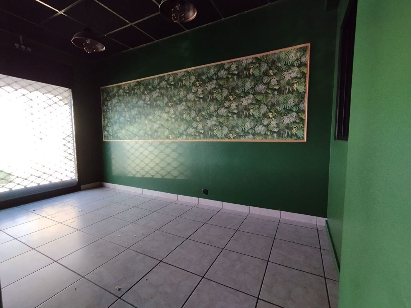 LOCAL COMMERCIAL 555m² A LOUER MONT DE MARSAN