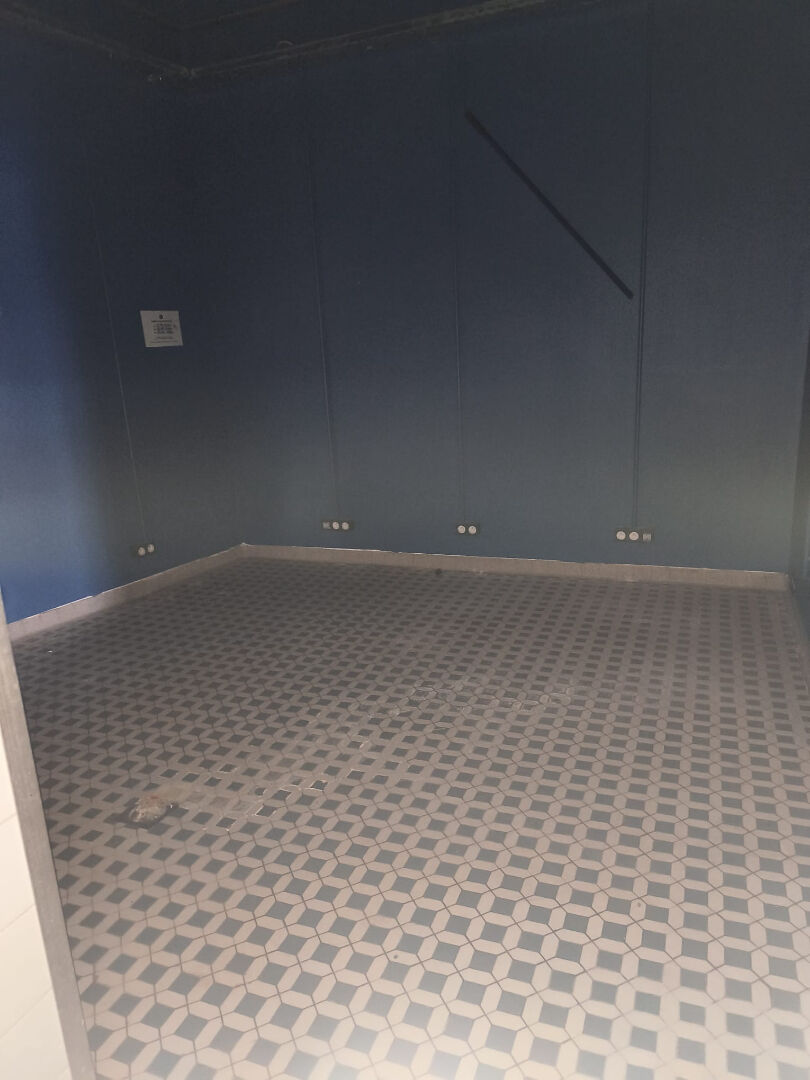 LOCAL COMMERCIAL 555m² A LOUER MONT DE MARSAN