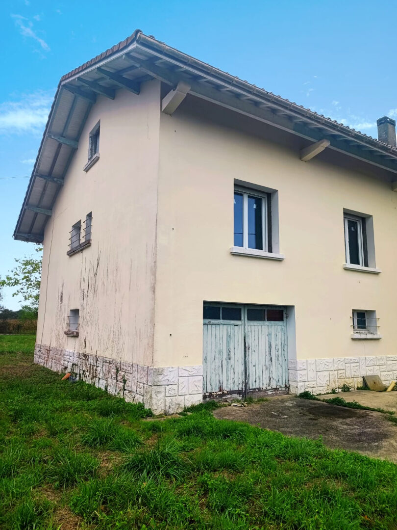 Grande Maison familiale 5 chambres à 10mn d'AIRE SUR L'ADOUR et 10mn de RISCLE