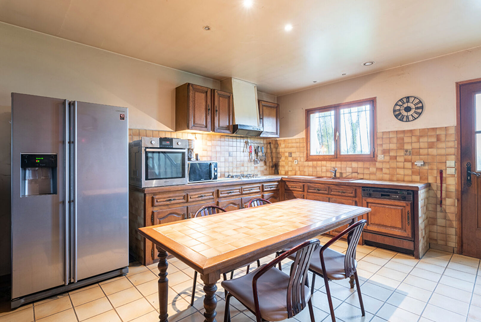 Maison 3 chambres  isolée, combles aménageable et dépendance