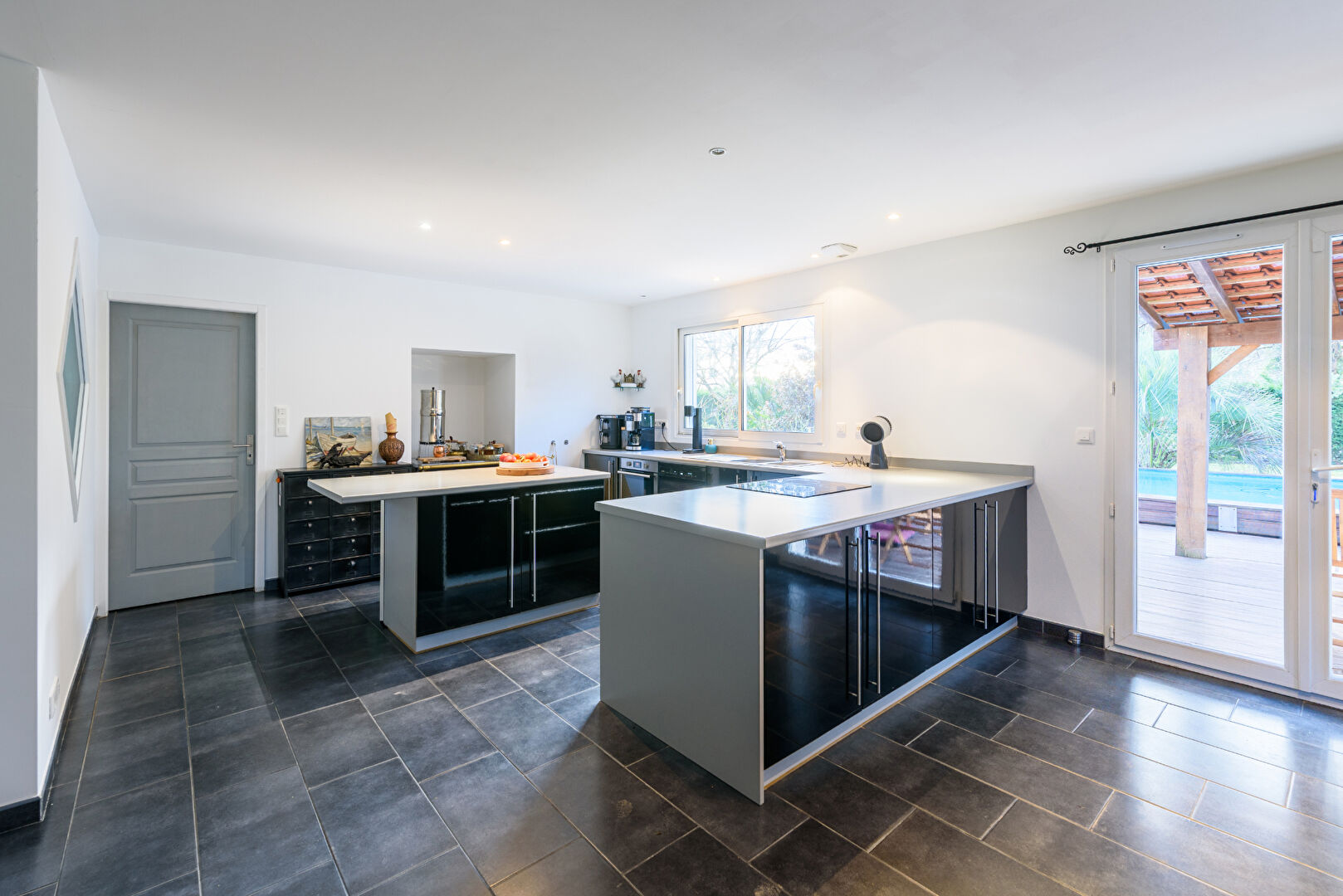 Contemporaine 4 chambres, 15mn est de MONT DE MARSAN