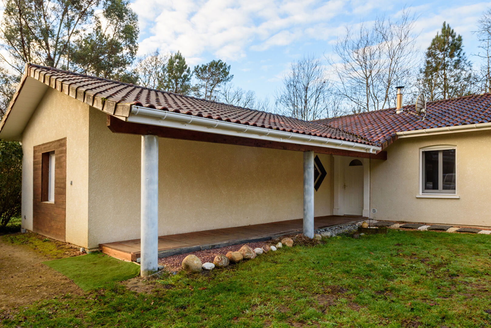 Contemporaine 4 chambres, 15mn est de MONT DE MARSAN