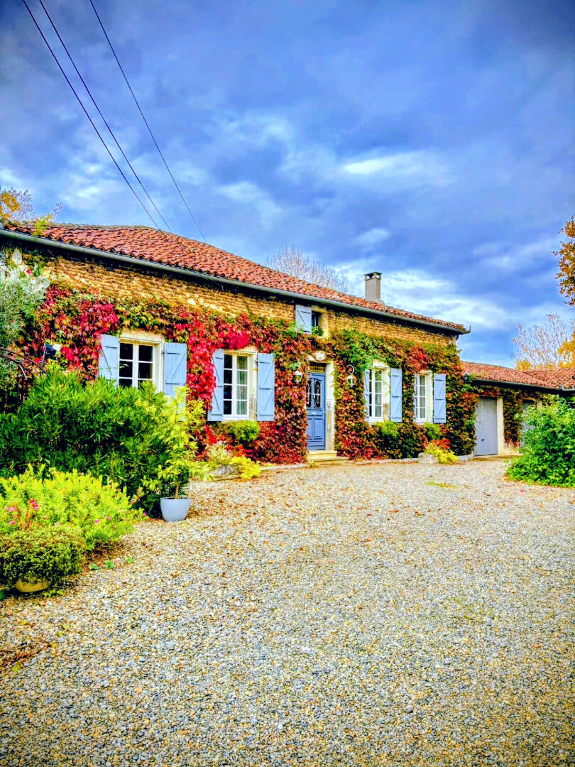 Maison de charme à 10mn de Saint Sever et de Grenade sur l'Adour sur parc de 2 hectares de nature préservée
