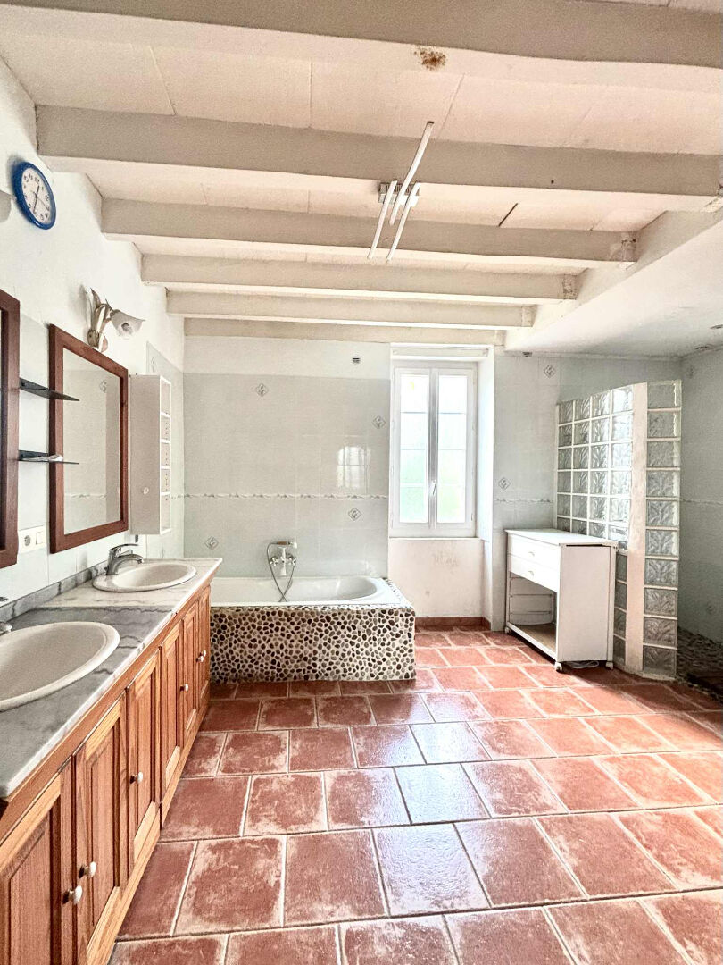 Maison de caractère sur plus de 7 hectares à 40 min de Mont-de-Marsan (40)