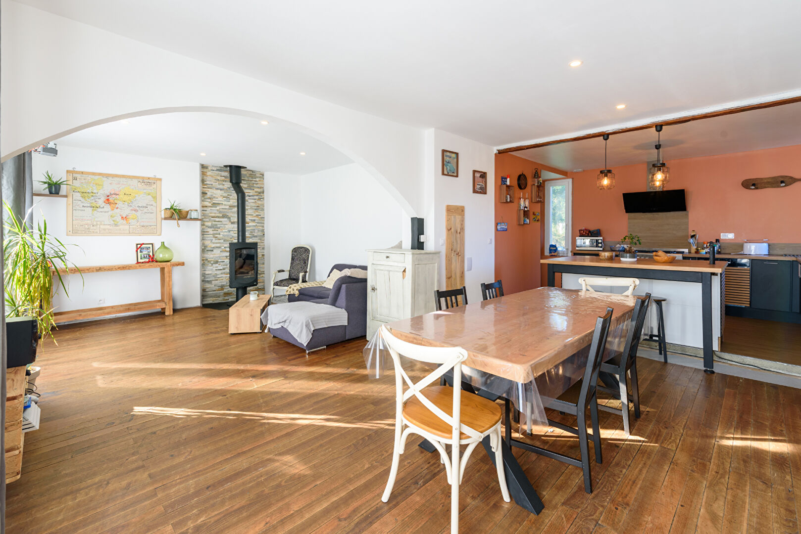 Maison 3 chambres un bureau garage en sous sol centre ville de SAINT SEVER