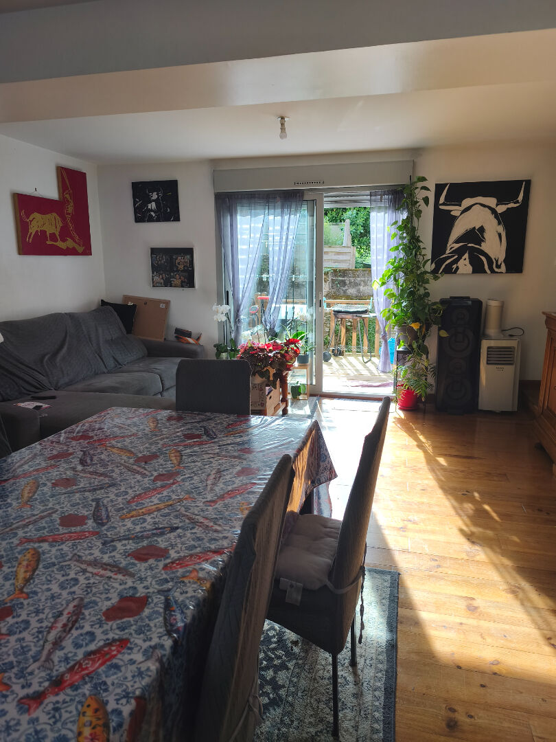 Maison de ville située en plein coeur de la cité historique