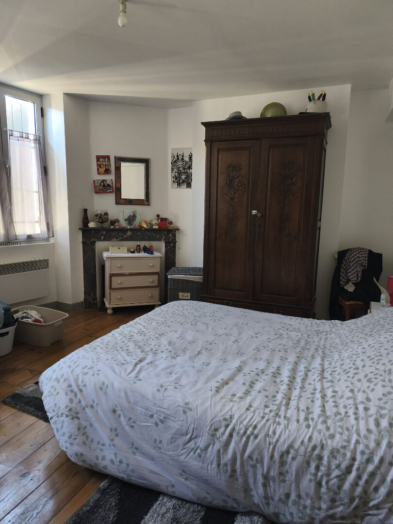 Maison de ville située en plein coeur de la cité historique