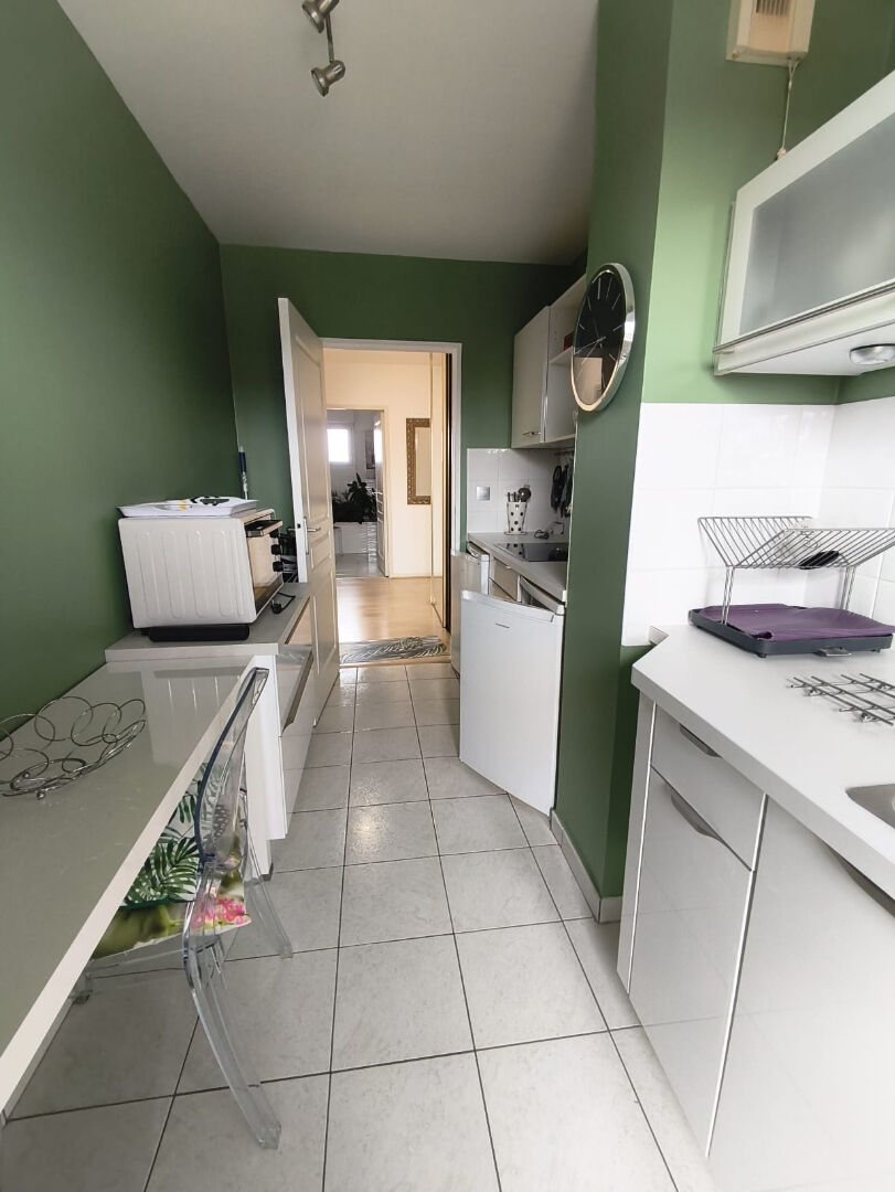 Dax, Appartement T4 de standing dernier étage avec loggia