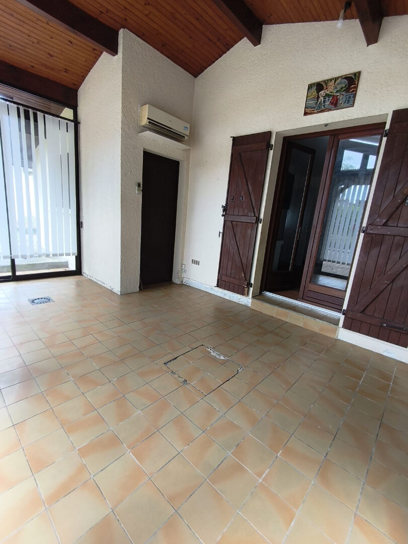 A MONT DE MARSAN, maison de plain pied 3 chambres possibilité d'en créer une autre dans le grenier