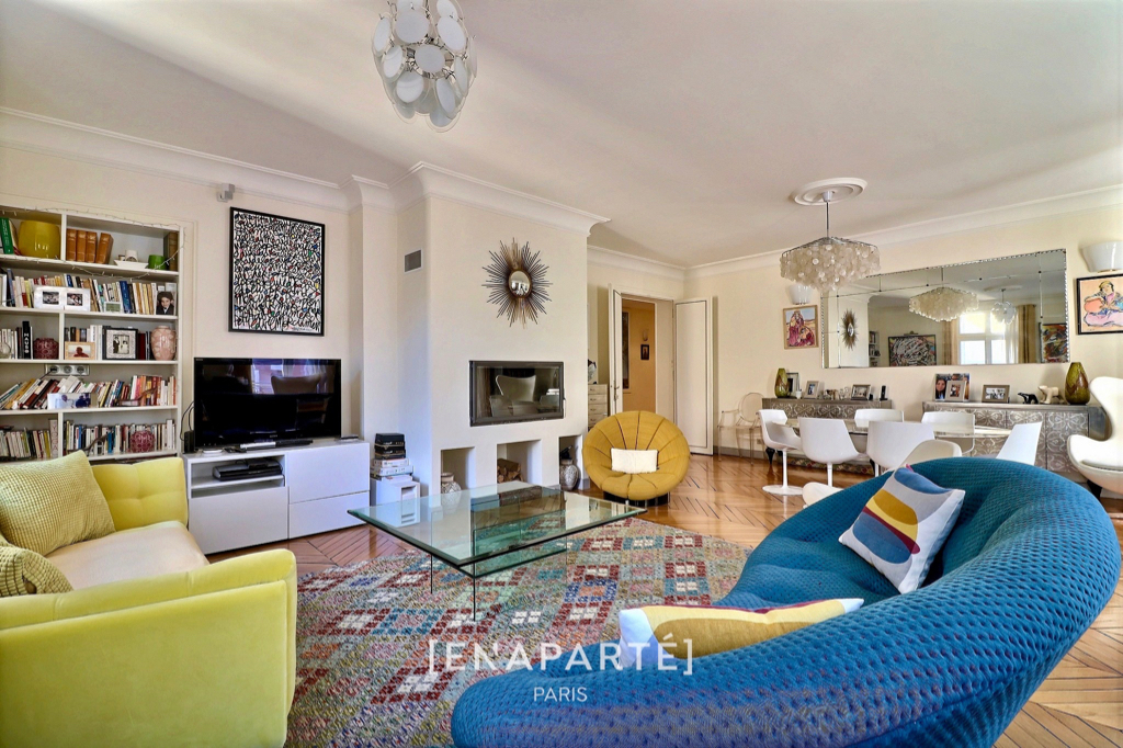 Photo Vente / Rue d'Hauteville / 5 pièces / En parfait état / Beaux volumes image 4/6