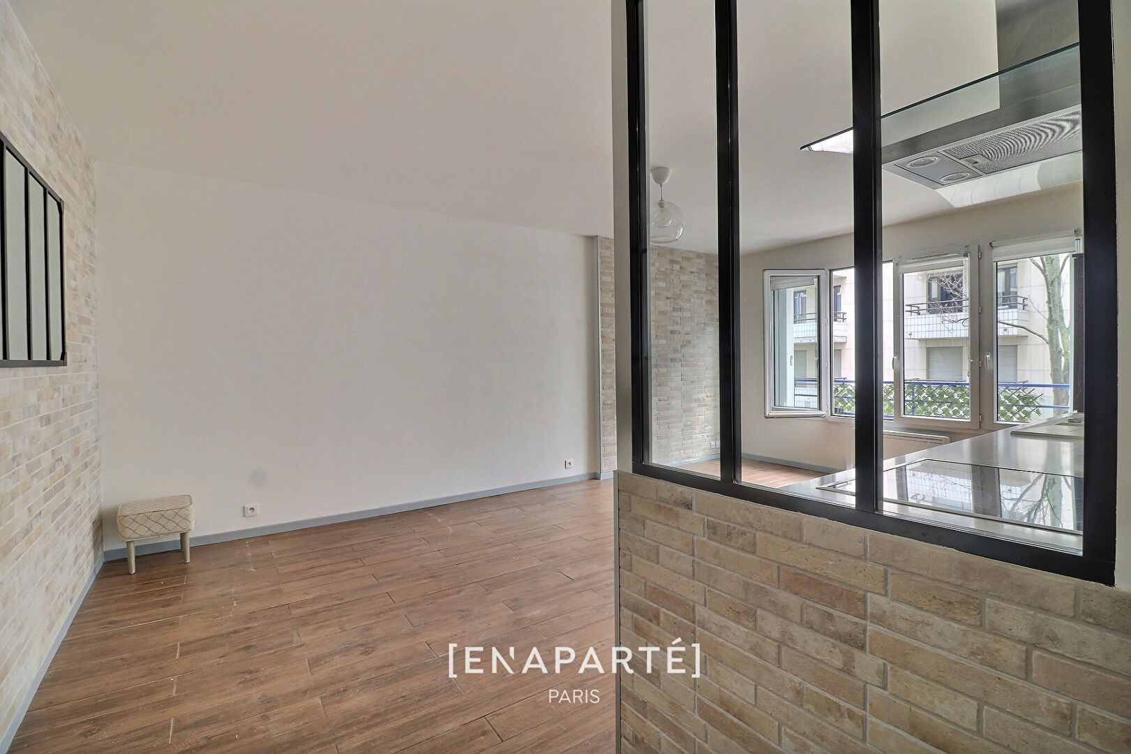 Photo A VENDRE SURESNES 3P -PETITE RUE - PROCHE PARC DU CHATEAU image 4/6