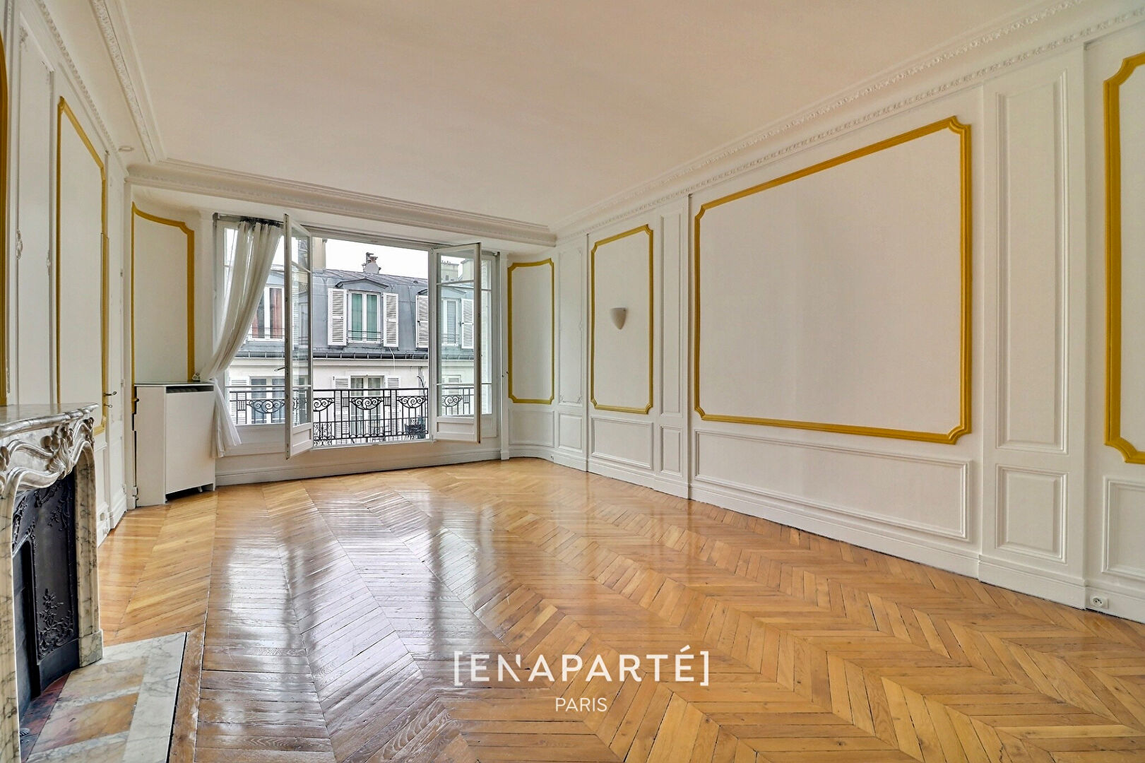 Agence immobilière de 
 En Aparte Paris - En Aparté Paris 
