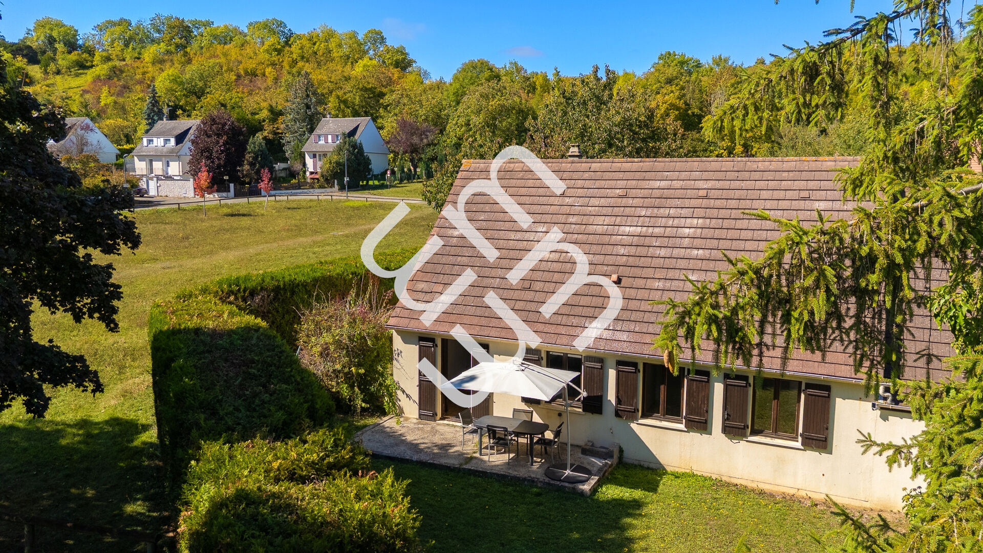 Maison 90 m2 avec garage + jardin 614 m2 à Dreux