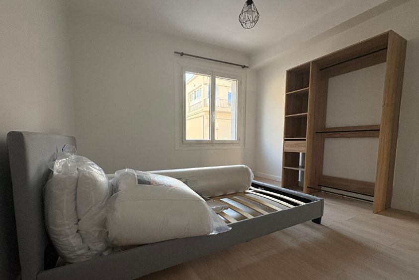 Photo Appartement meublé T2 247 m²  Quartier Préfecture Agen image 1/4