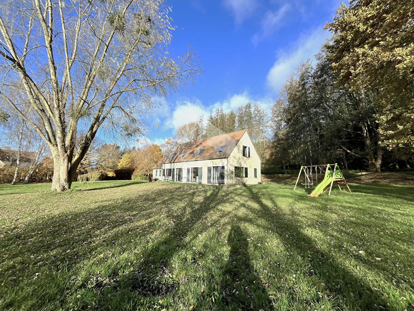 Photo PROPRIETE 7 PIECES SUR PARC image 2/6