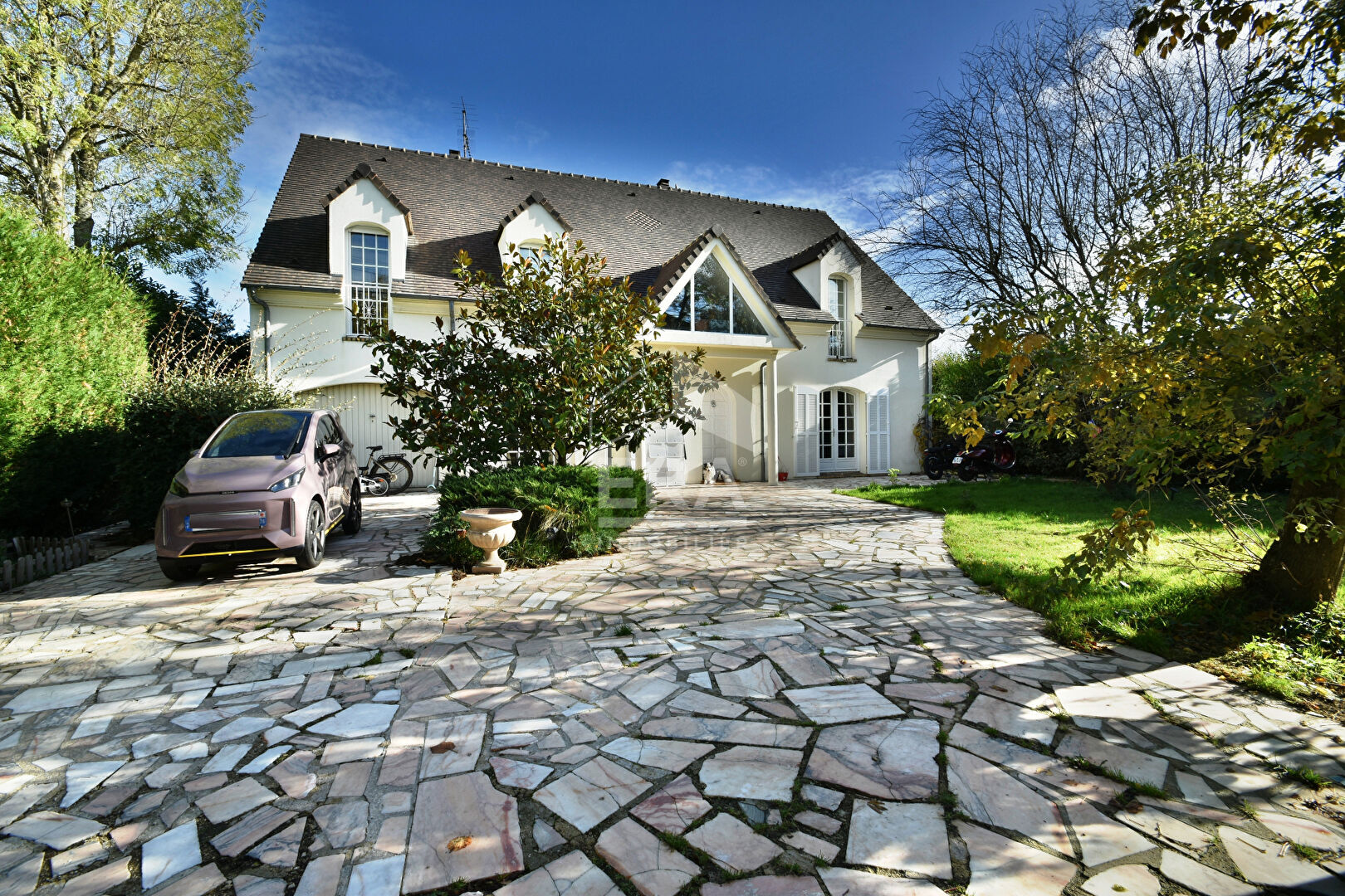 Maison Neauphle Le Chateau 7 pièce(s) 189.63 m2