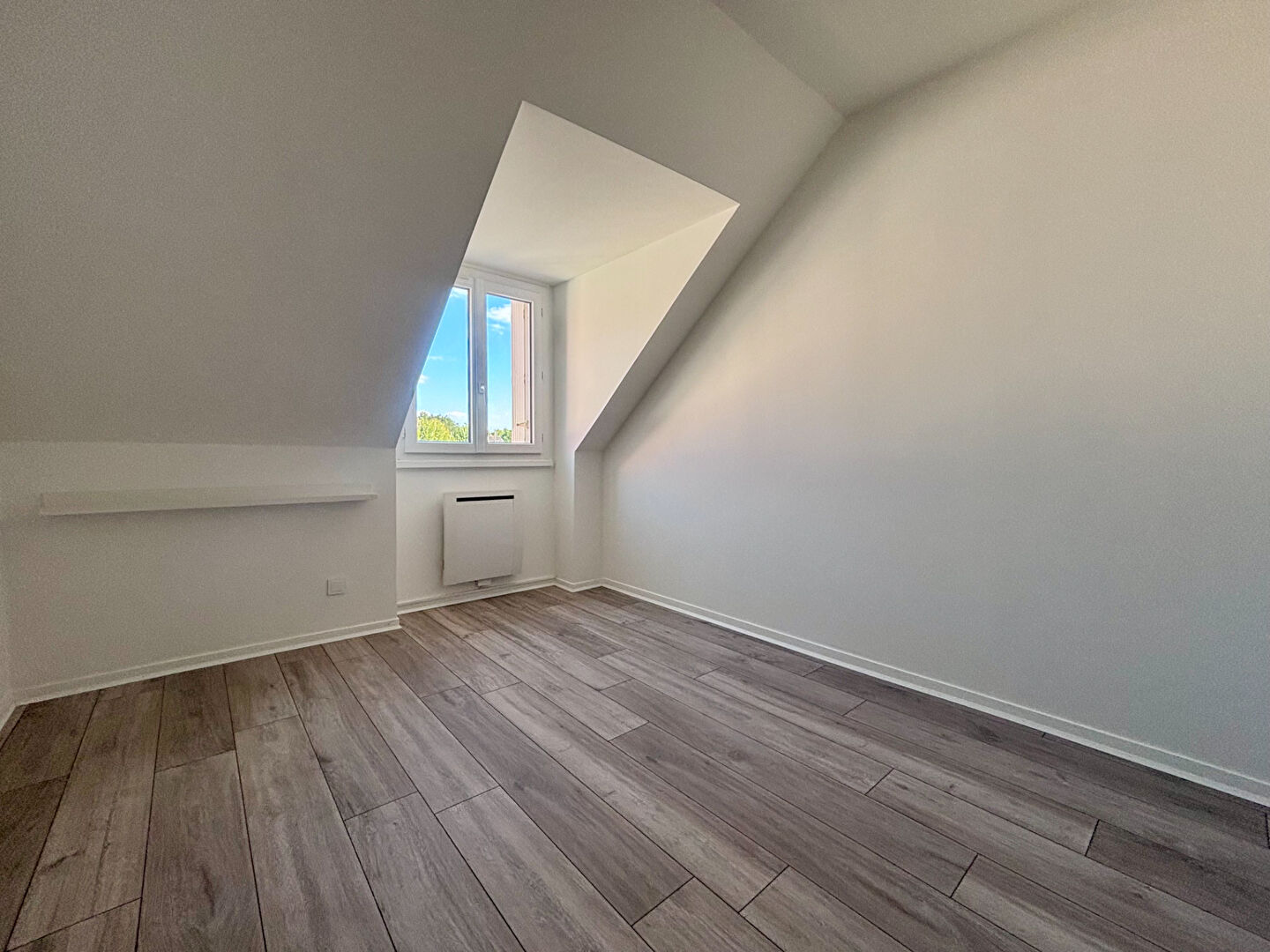 Photo APPARTEMENT CENTRE-VILLE image 5/6