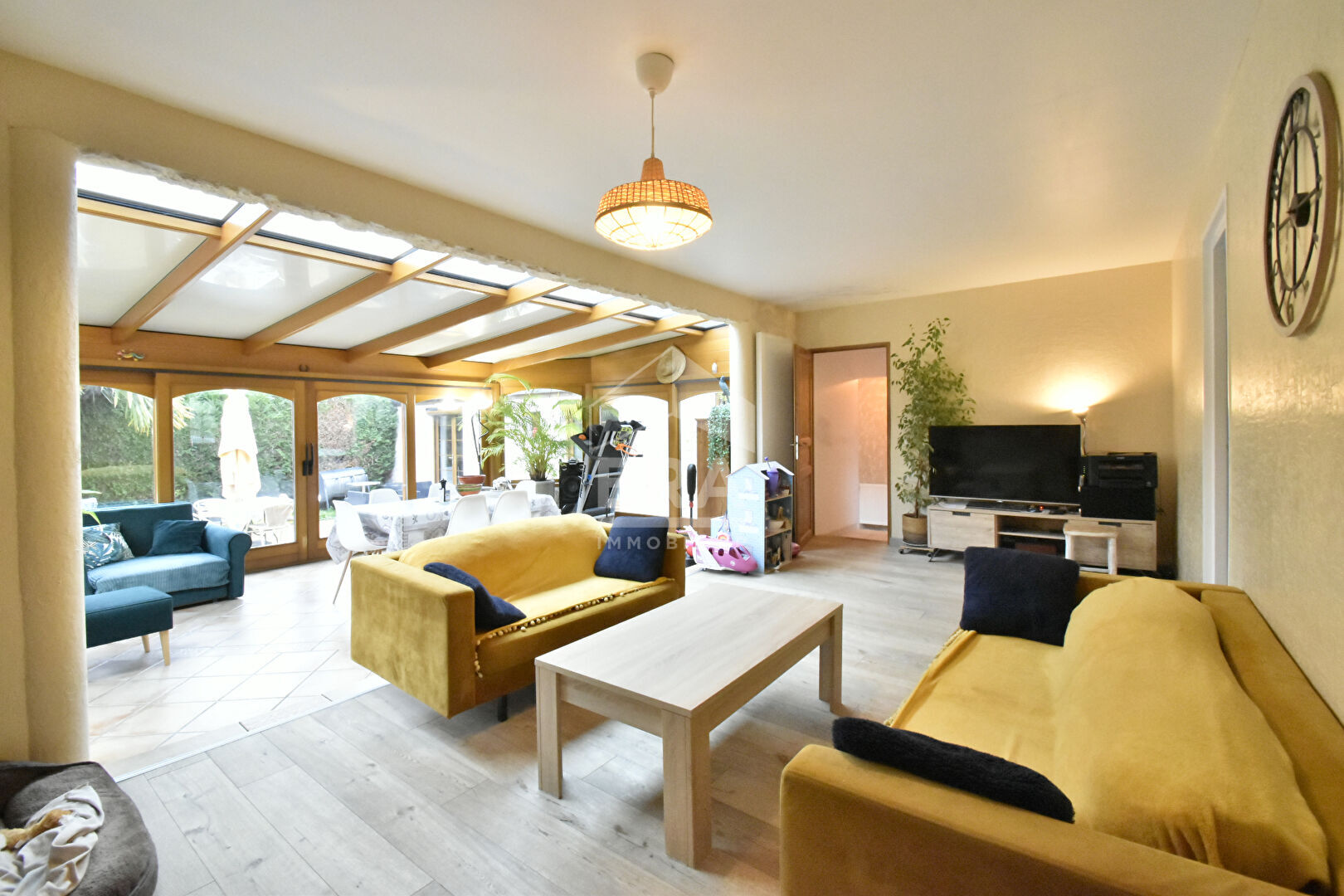 Photo Maison à vendre à Garancières - 6 pièces, 4 chambres, bon état image 3/6