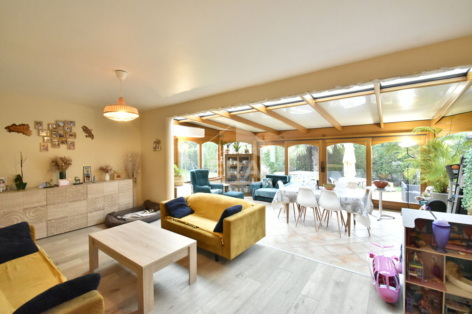 Photo Maison à vendre à Garancières - 6 pièces, 4 chambres, bon état image 4/6