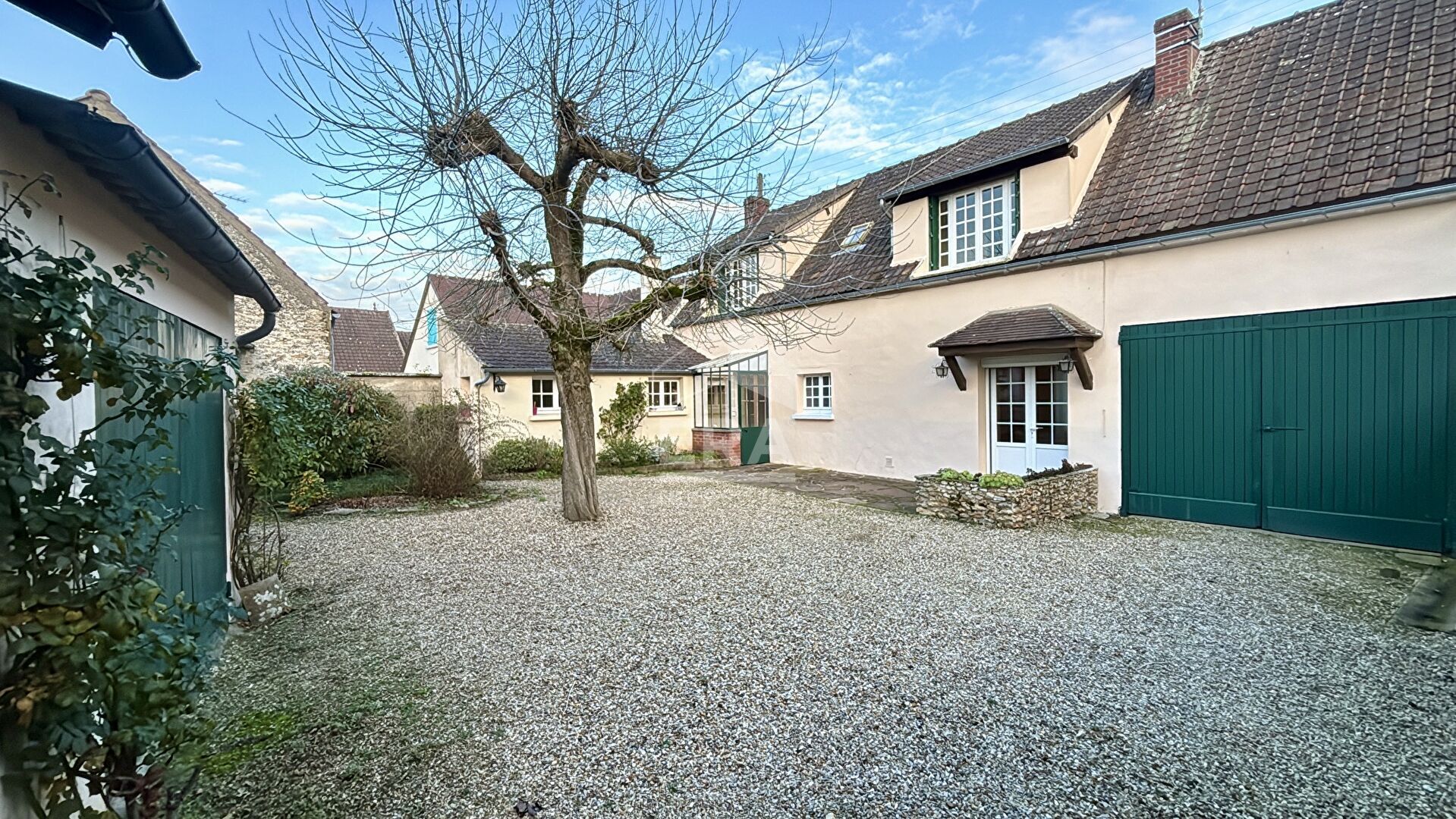 Photo GARANCIERES CENTRE image 1/6