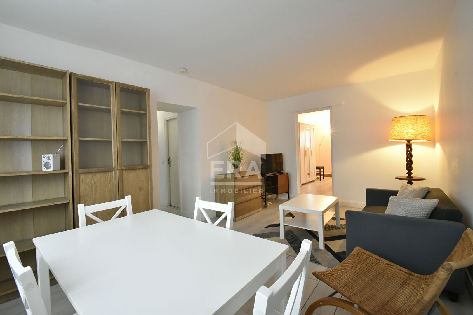 Apartment 2 pièces · 42.00 m² à NEAUPHLE LE CHATEAU