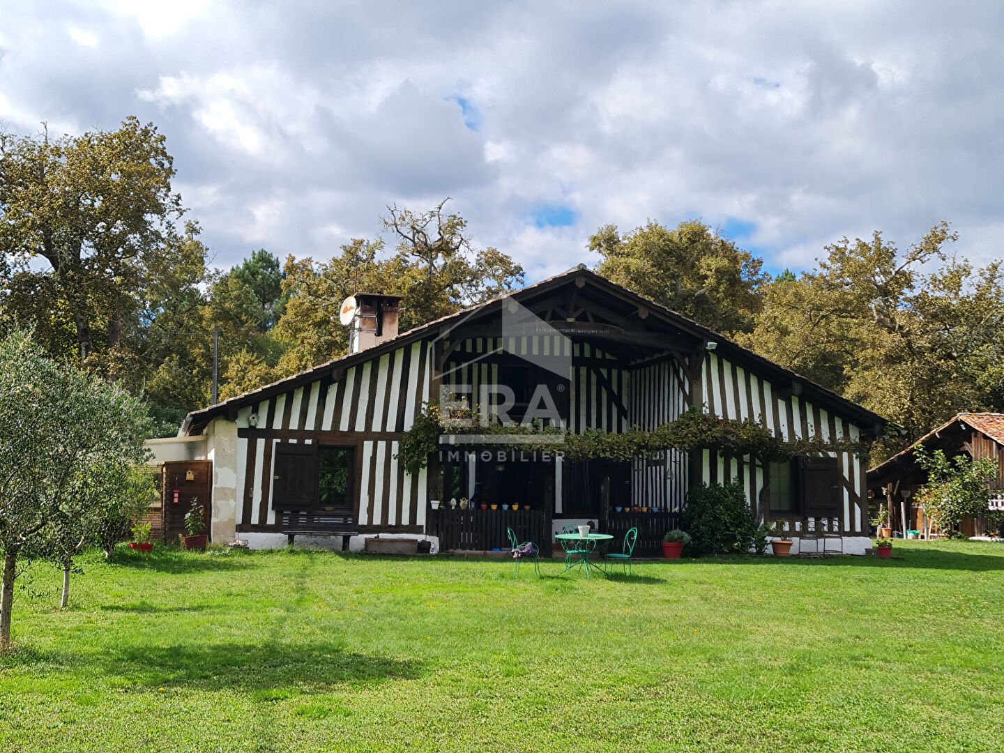 Maison Landaise à Luxey 8 pièces 220 m²