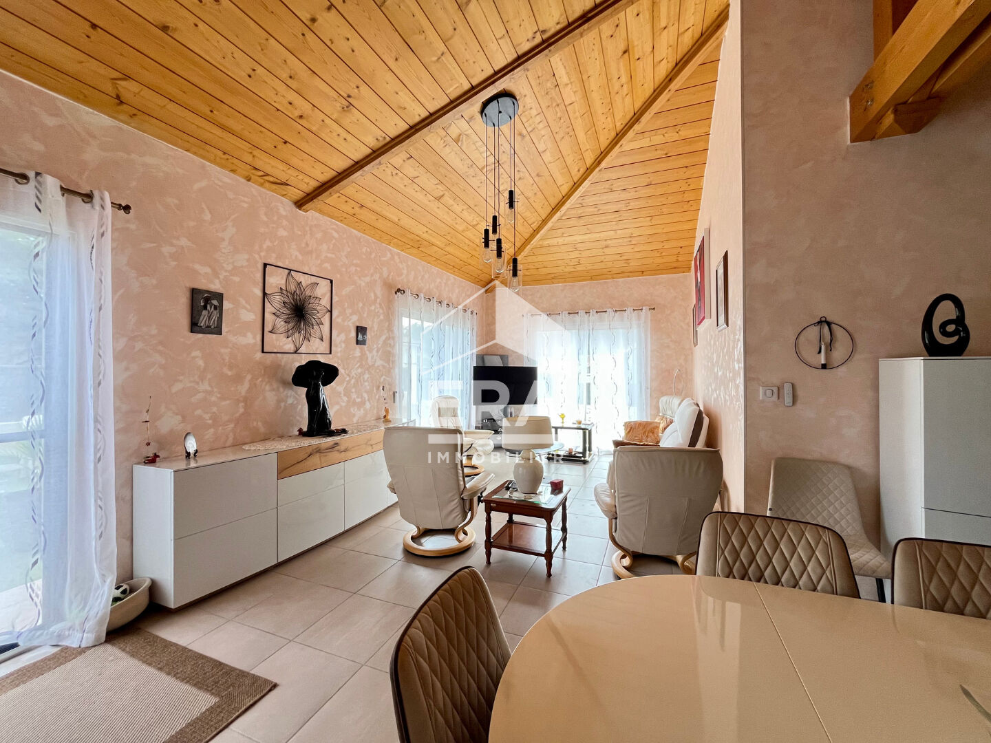 Photo Maison Saint-Pierre-du-Mont 6 pièces 126 m² image 3/6