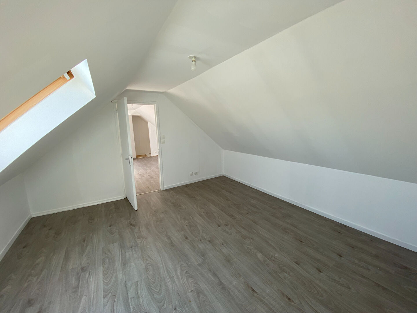 Photo A vendre Maison à Lampaul-Guimiliau  de 203 m². image 3/6