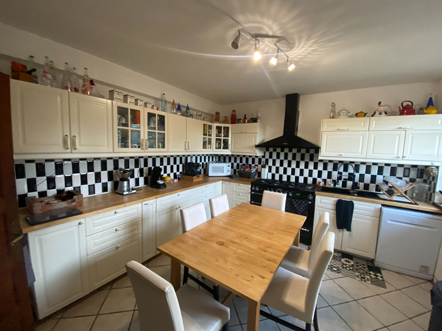 Photo Maison spacieuse à vendre à Brest - Quartier Saint-Pierre - Hildy image 4/6