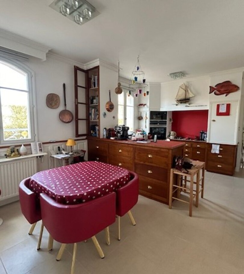 Photo A vendre Maison à Lampaul-guimiliau de 245m² image 5/6