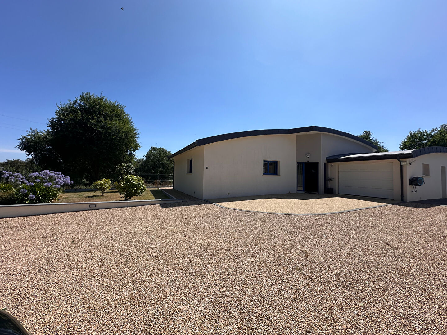 Maison d'exception à vendre à Plouedern - 6 pièces, 134 m² sur terrain de 1750 m²