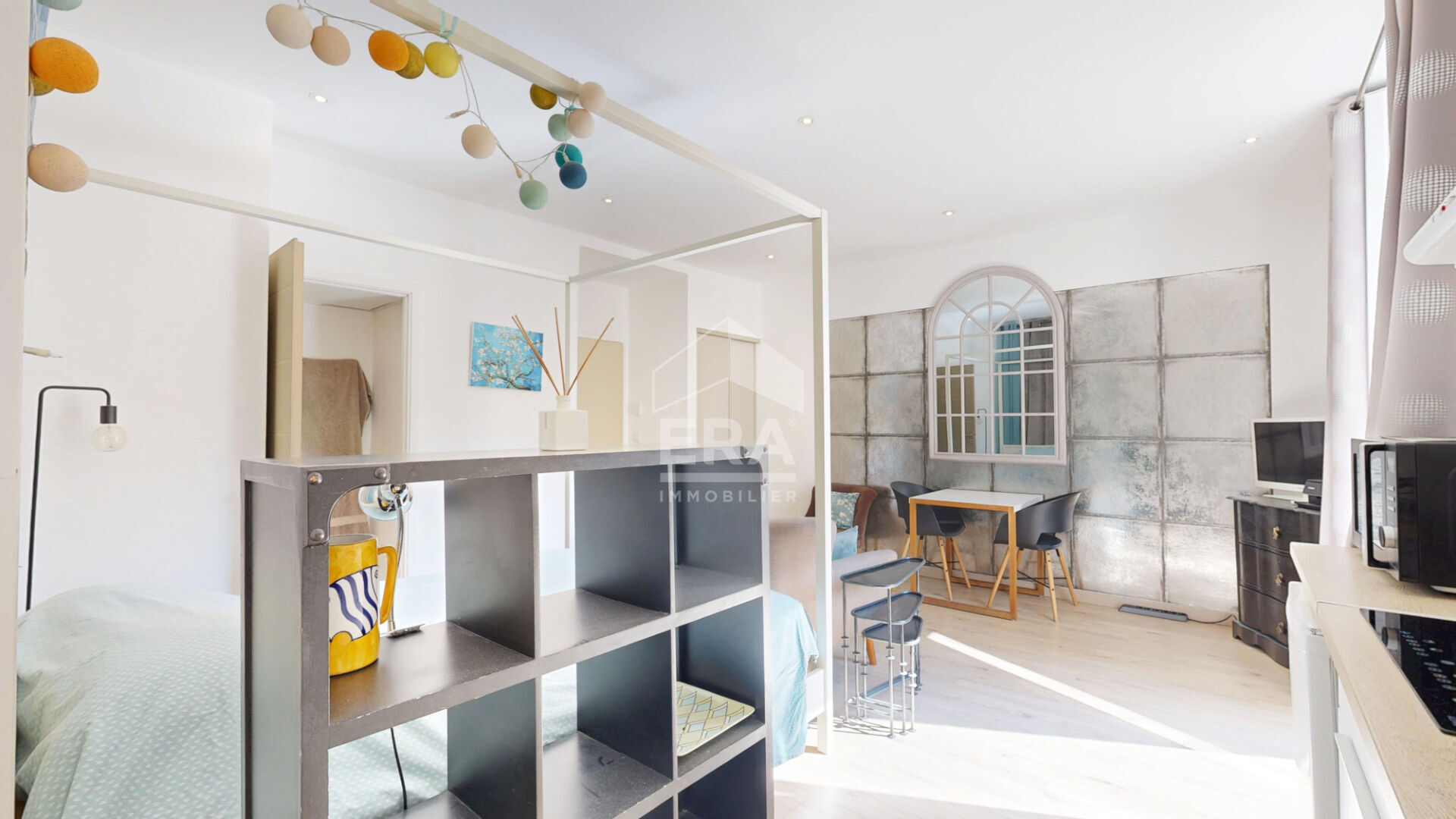 Photo NICE - CENTRE-VILLE / GIOFFREDO : CHARMANT STUDIO AVEC BALCON AU SUD image 6/6