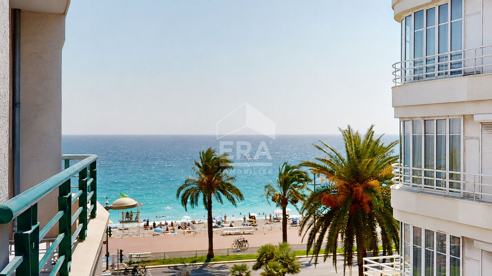NICE - PROMENADE DES ANGLAIS : MAGNIFIQUE 2 PIÈCES AVEC TERRASSE ET BELLE VUE MER