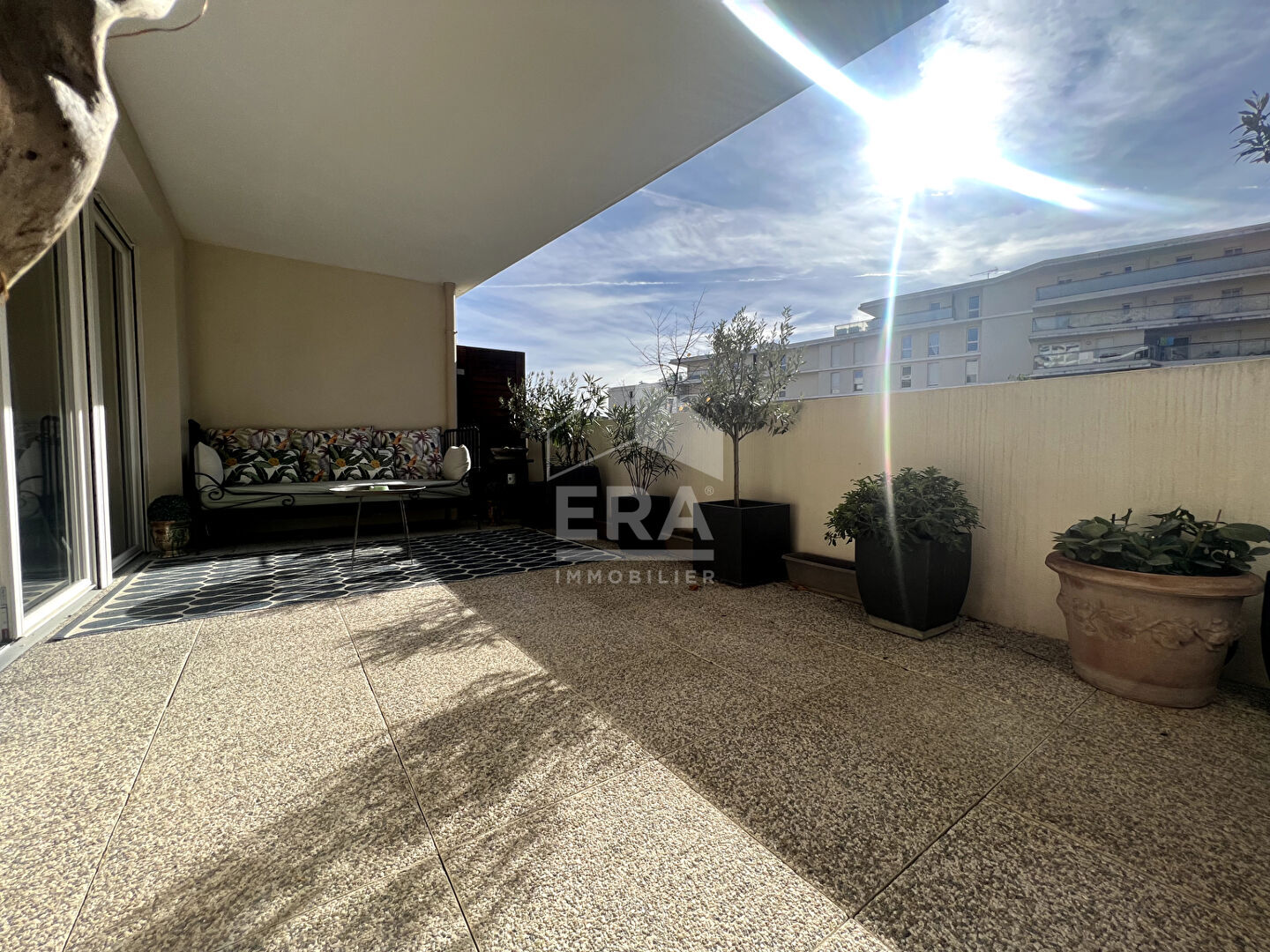 Photo SEPTEMES LES VALLONS - LES DEUX MOULINS - T4  de 89.82 m2 en RDC + terrasse 33,5 m2 + 2 places de parking image 2/6