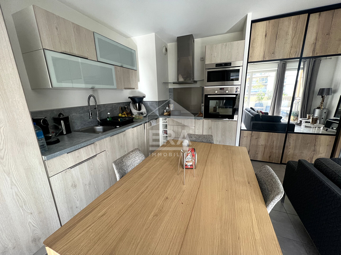 Photo SEPTEMES LES VALLONS - LES DEUX MOULINS - T4  de 89.82 m2 en RDC + terrasse 33,5 m2 + 2 places de parking image 6/6