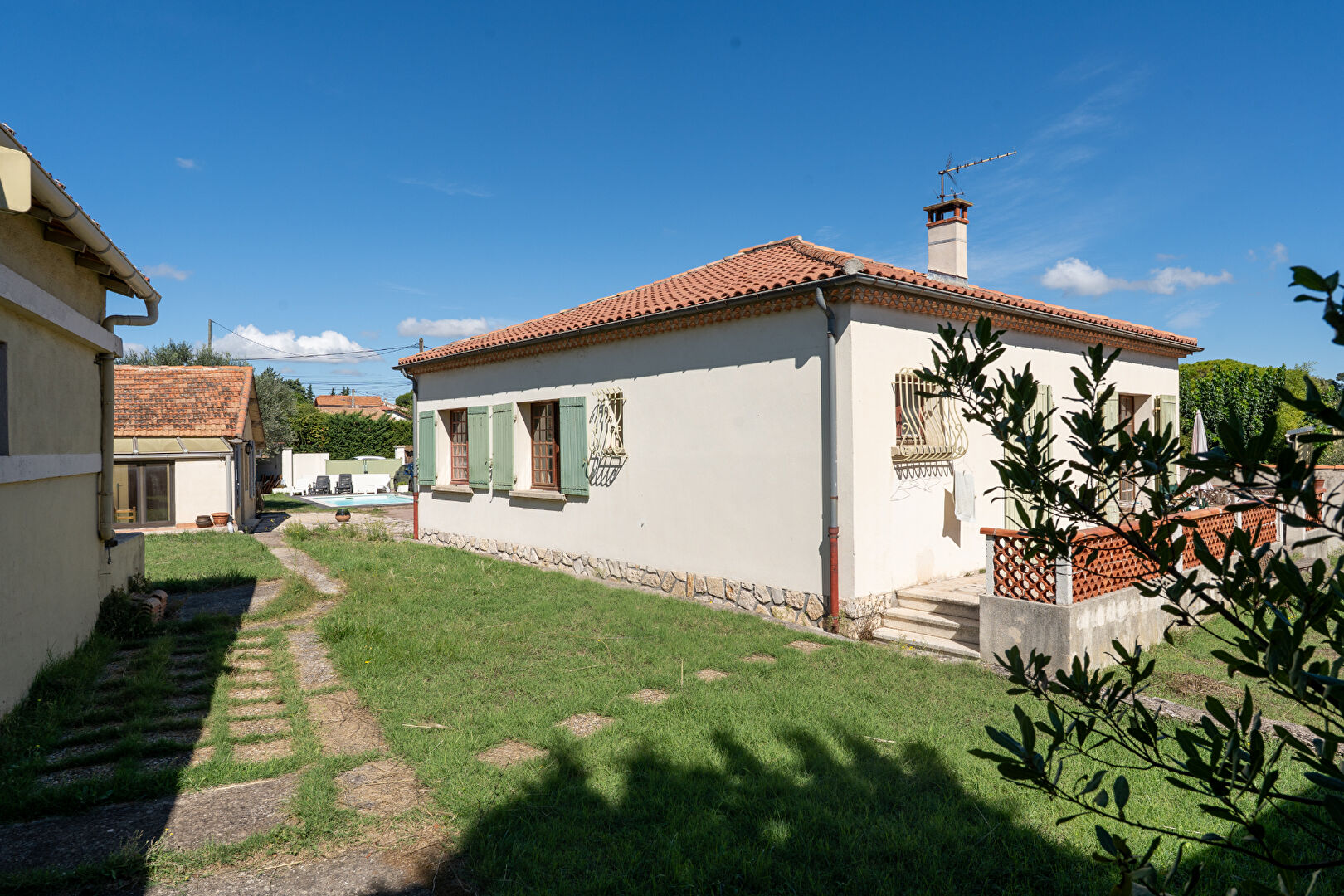 Photo SEPTEMES-LES-VALLONS - Maison 3 habitations sur parcelle de 973m2 image 2/6