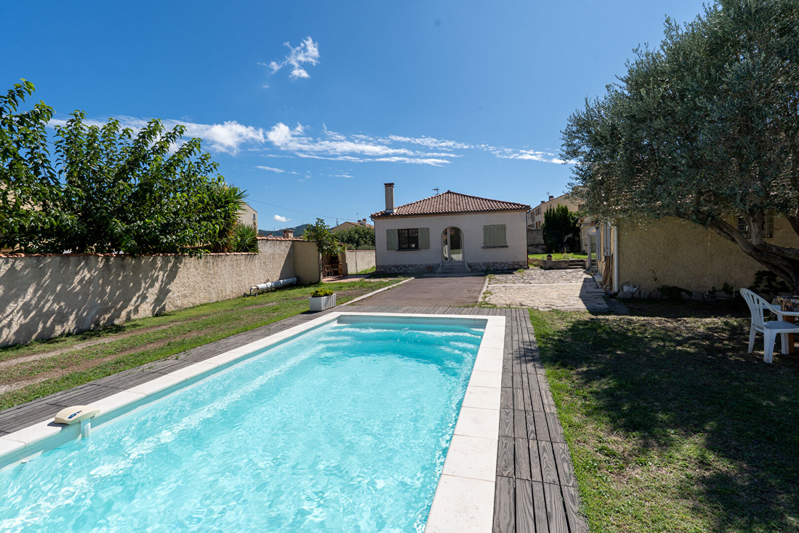 Photo SEPTEMES-LES-VALLONS - Maison 3 habitations sur parcelle de 973m2 image 6/6