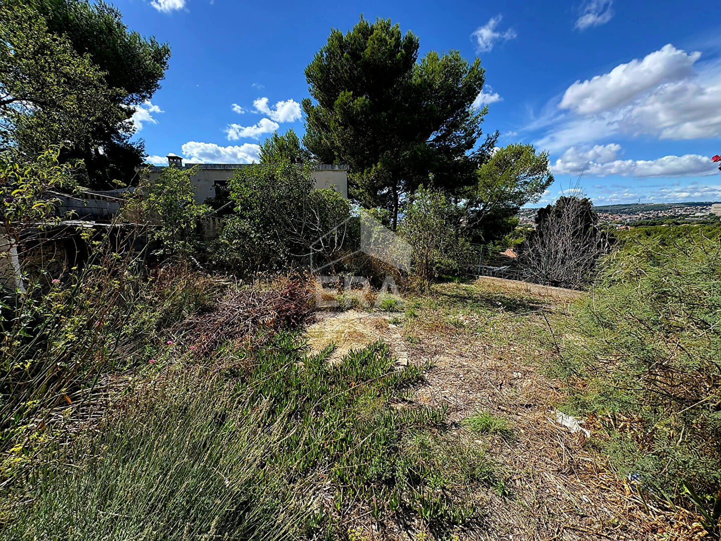 Photo SEPTEMES LES VALLONS - EXCLUSIVITE ERA - Terrain à bâtir 579 m2 image 2/6