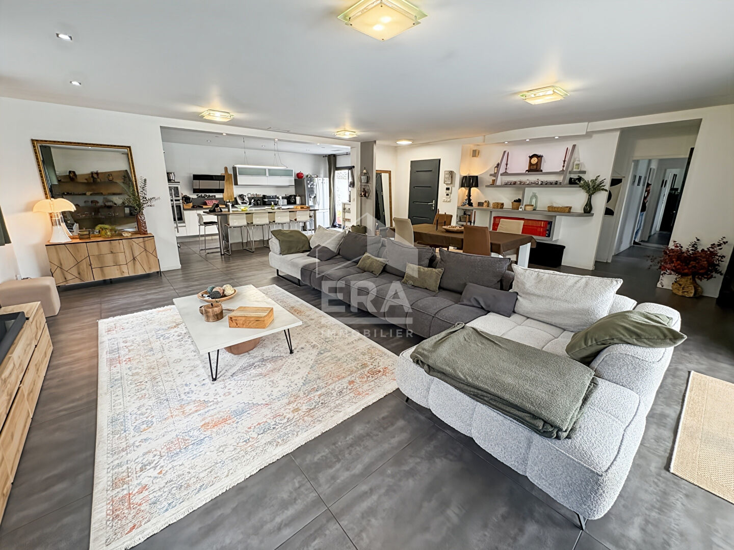 Photo SEPTEMES LES VALLONS - EXCLUSIVITE - Villa de plain pied 140m2 sur parcelle de 1278m2 avec garage et piscine image 2/6