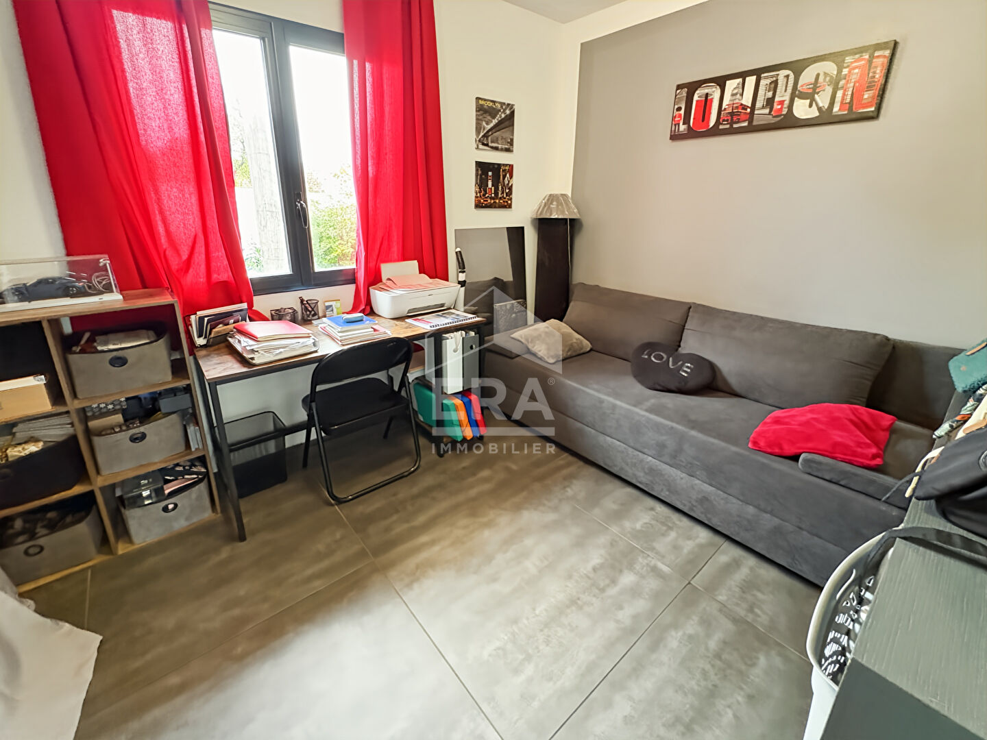 Photo SEPTEMES LES VALLONS - EXCLUSIVITE - Villa de plain pied 140m2 sur parcelle de 1278m2 avec garage et piscine image 6/6