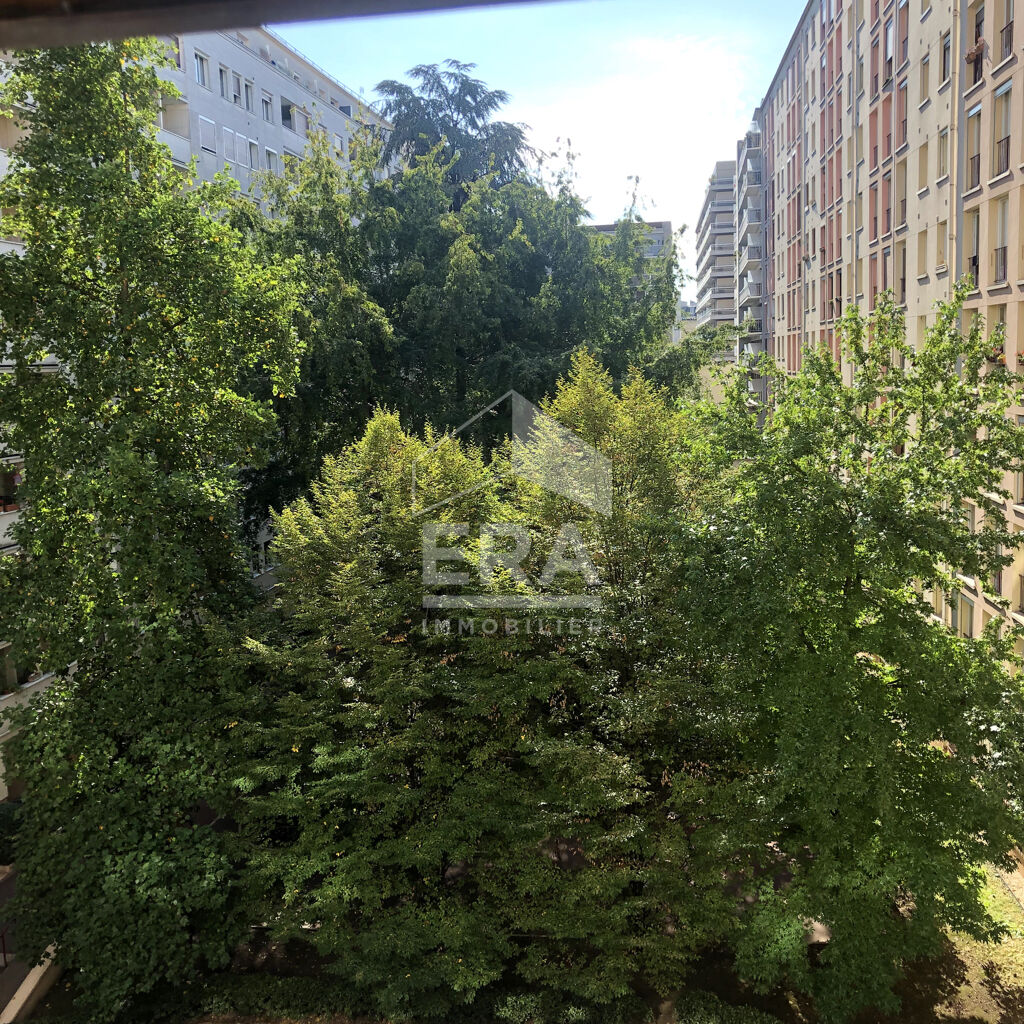 Appartement Paris 1 pièce(s) 26.1 m2