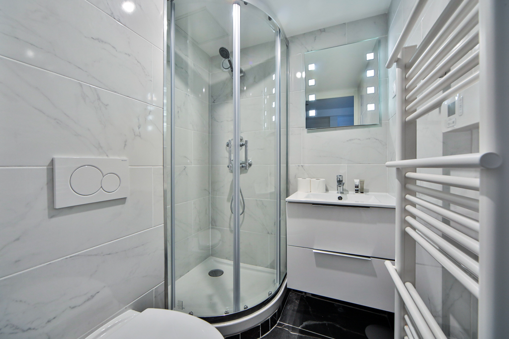 Photo Chambre en Co-living. Idéale pour entrepreneurs, professionnels en déplacement et étudiants ! image 4/6