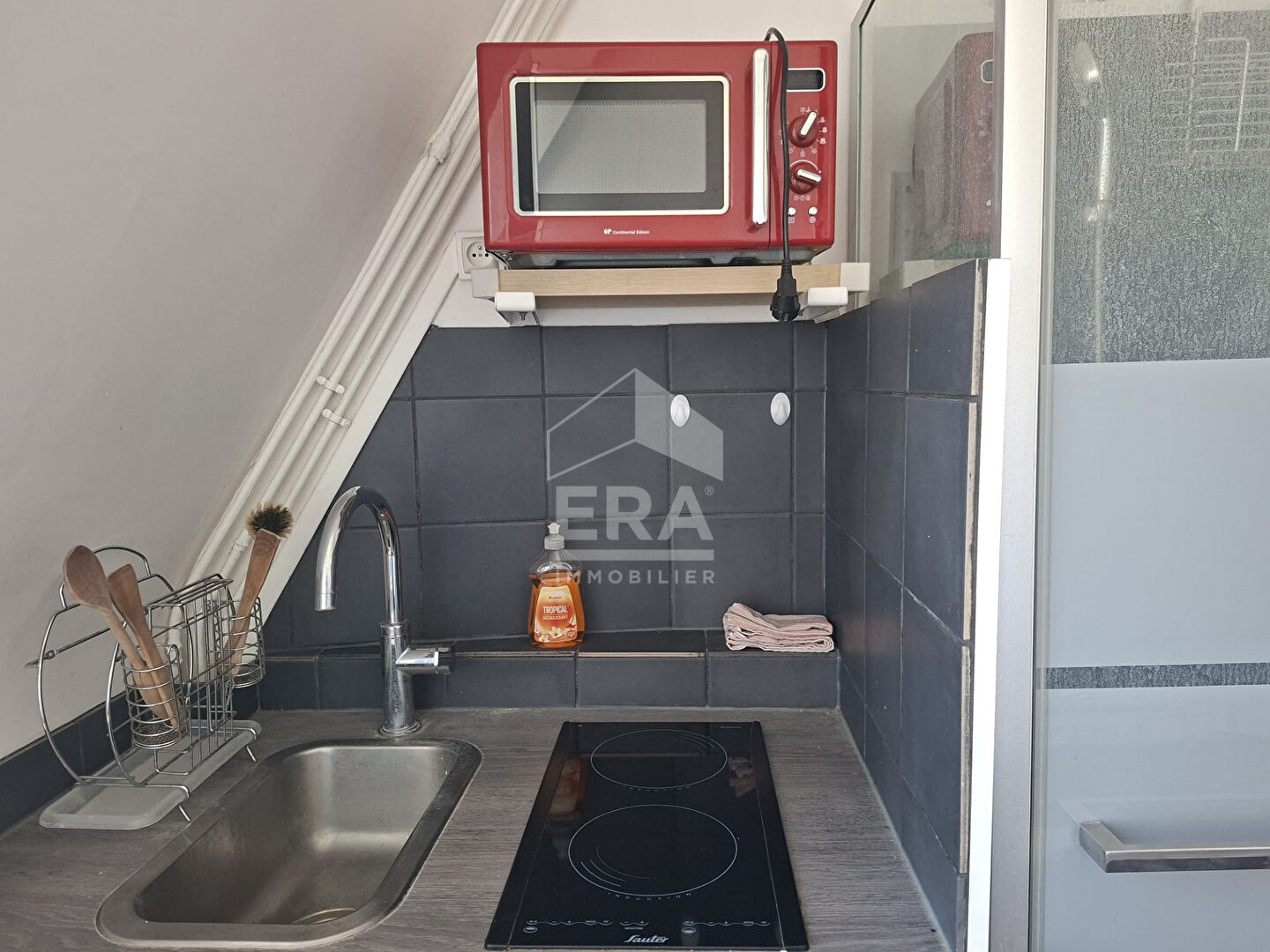 Photo Appartement Paris 1 pièce(s) 8.37 m2 image 2/4