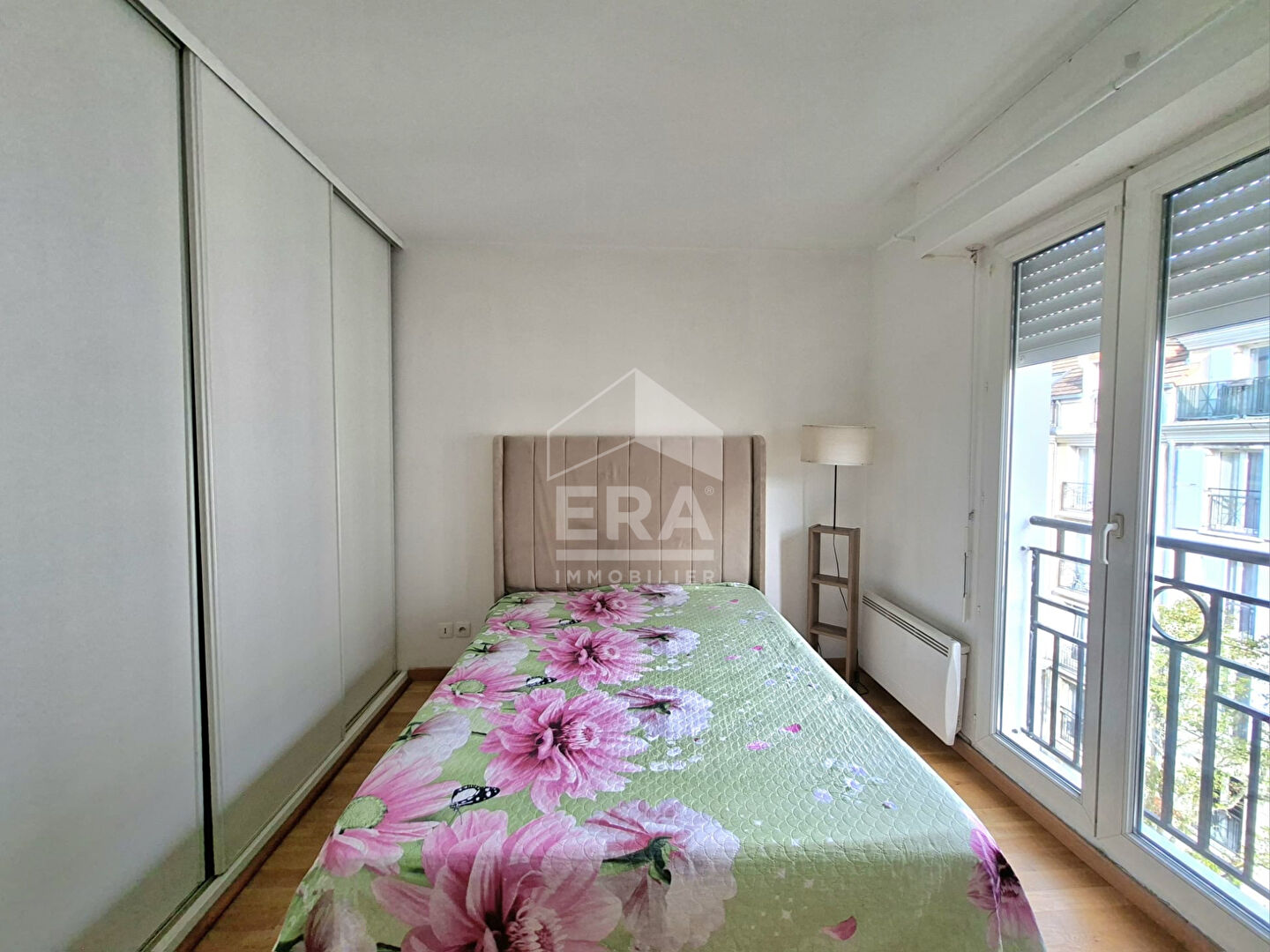 Photo Beau 2 pièces rénové avec balcon, cave et parking ? Saint-Maurice aux portes de Paris image 5/6