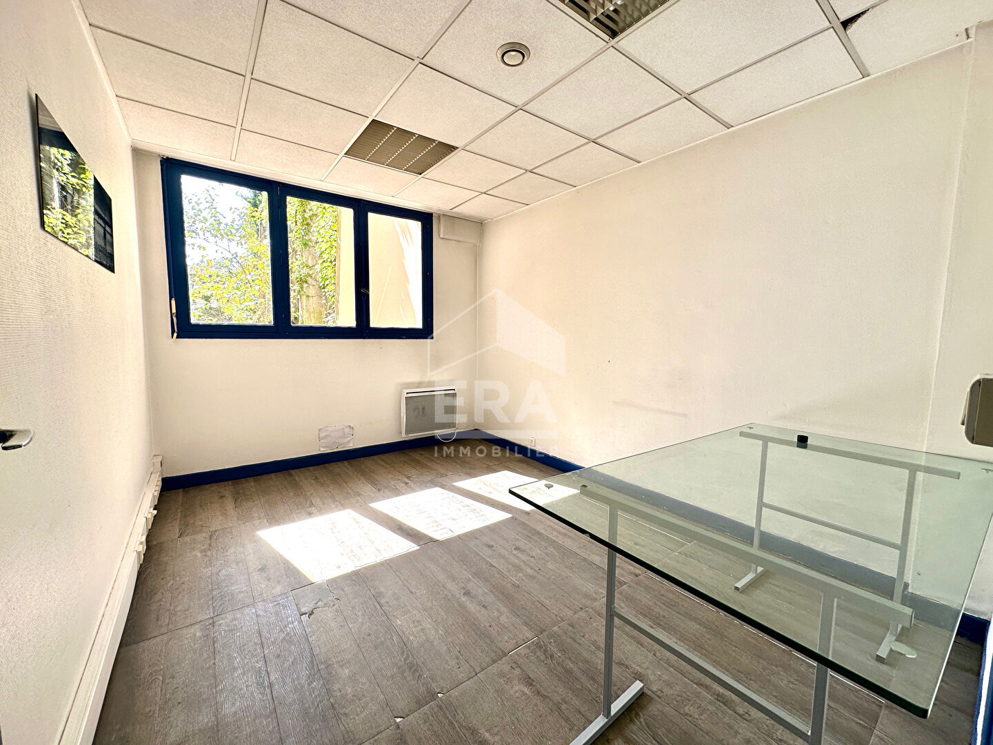 Photo PAU  Secteur centre-ville  Local commercial 107 m² (Murs) image 5/6