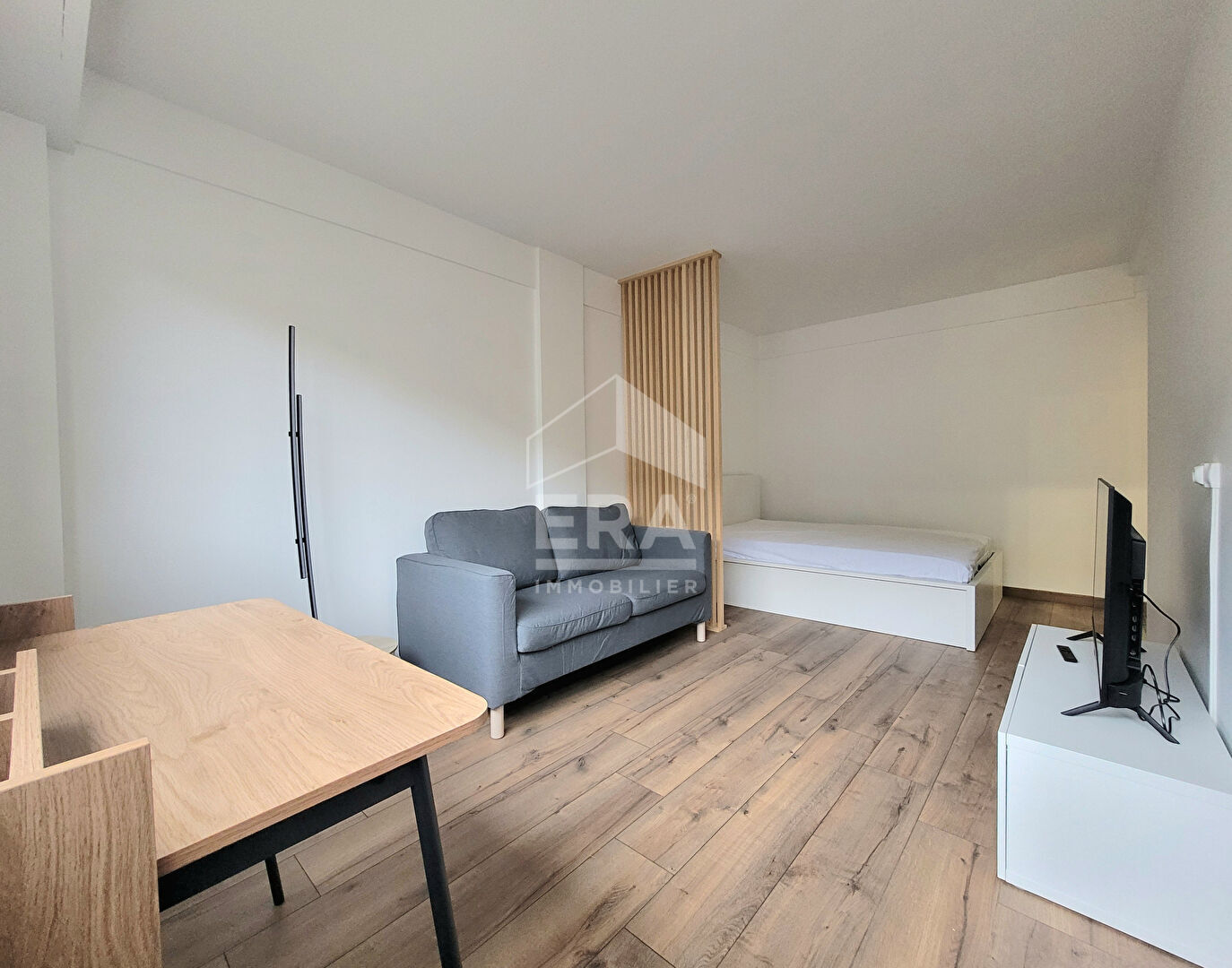 LOCATION PAU - T1 BIS meublé de 28 m² rénové et moderne